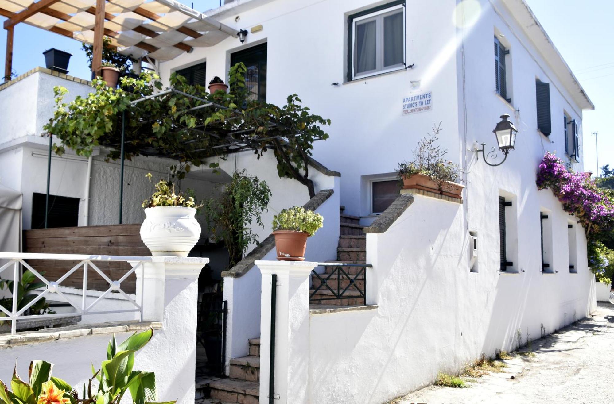 Konstantina Apartment Λάκκα Εξωτερικό φωτογραφία